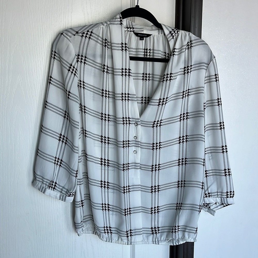 RW&Co Blouse